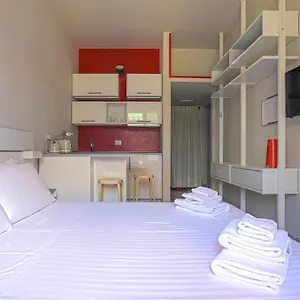 the-red-loft-in-ponte-vecchio-n-2.it-tuscanyhotel.com/